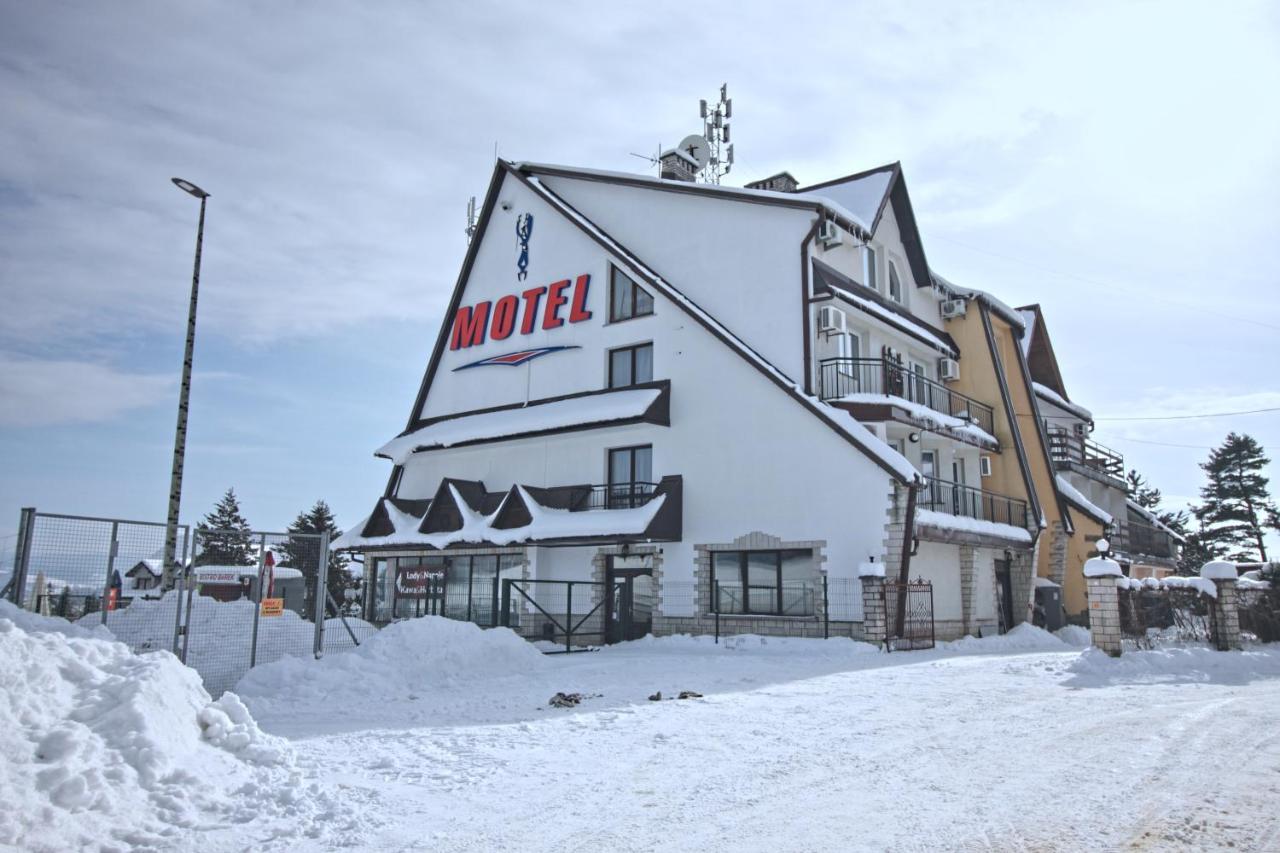 Motel Na Zbojeckiej Skawa Экстерьер фото
