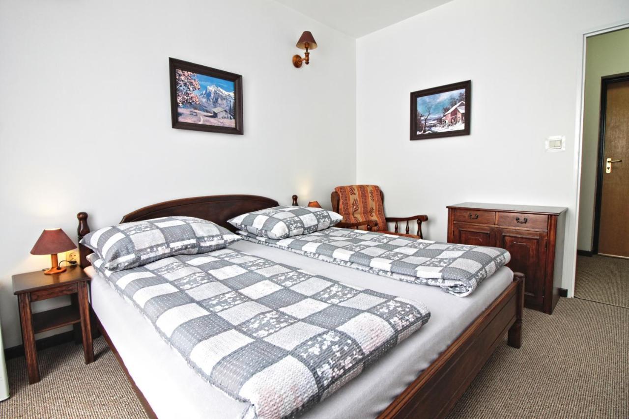 Motel Na Zbojeckiej Skawa Экстерьер фото