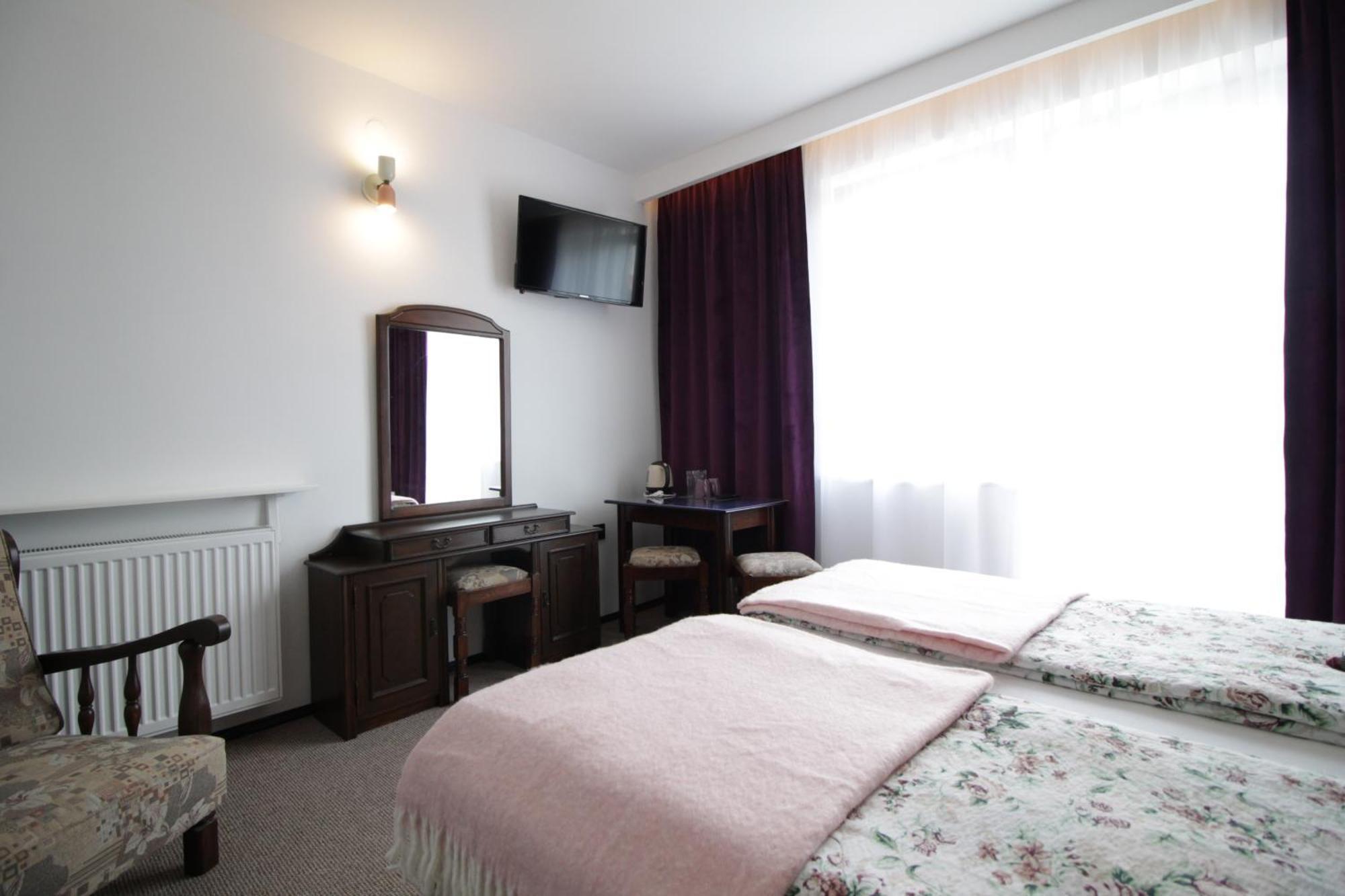 Motel Na Zbojeckiej Skawa Экстерьер фото