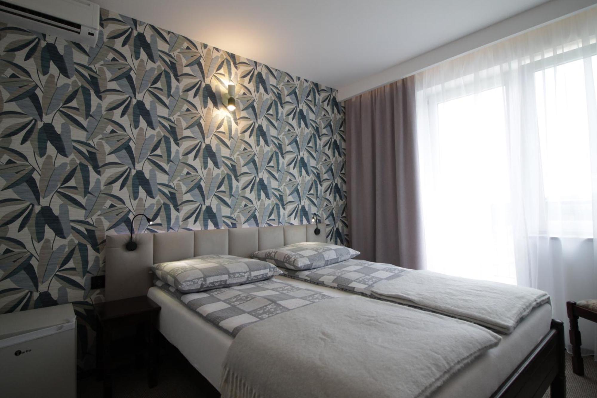 Motel Na Zbojeckiej Skawa Экстерьер фото